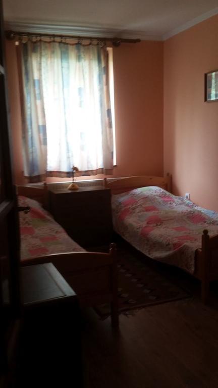 Cserkei Nyaralo Cserkeszőlő Buitenkant foto